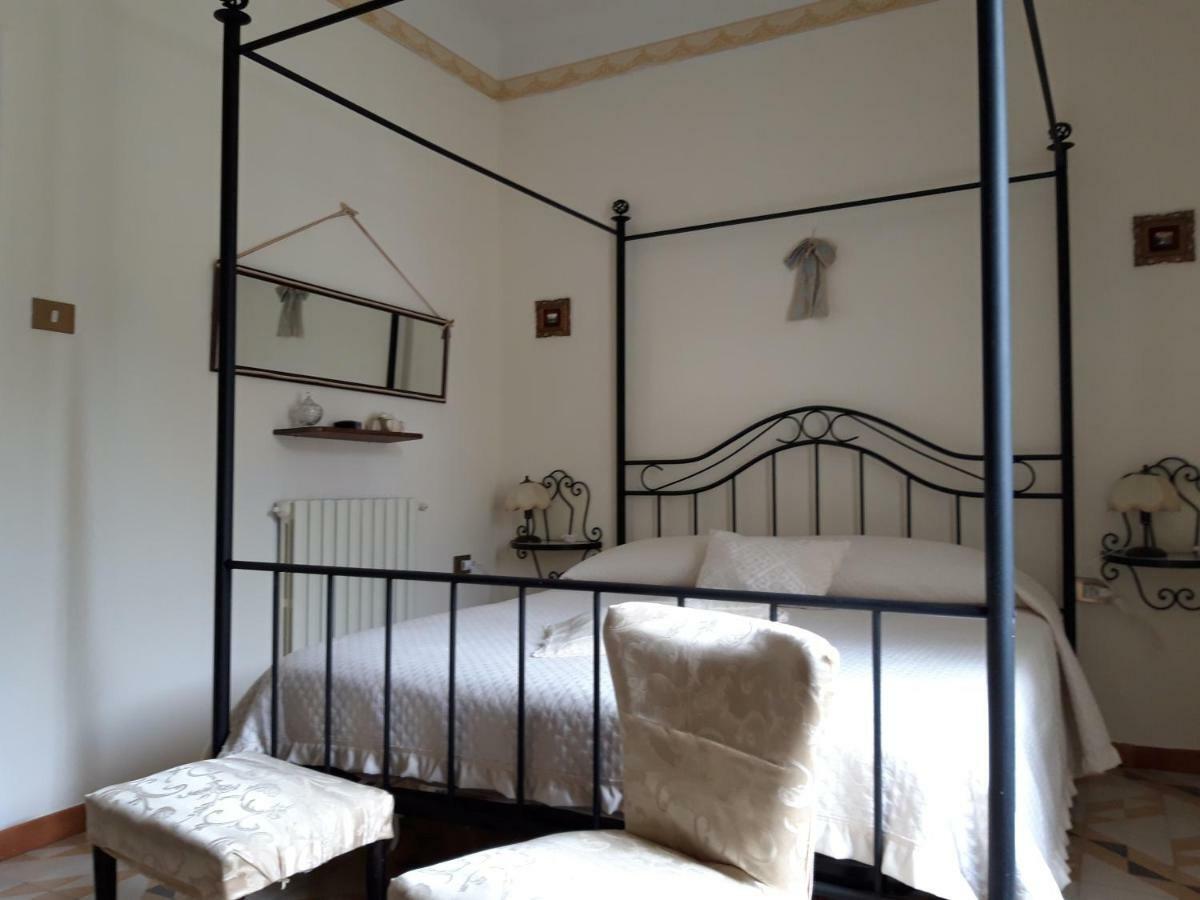 Villa Venezuela 1° Piano マラテーア エクステリア 写真